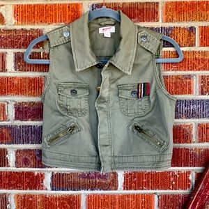 Cute lil Arizona Jean military style cropped vest EUC hidden zipper and buttons